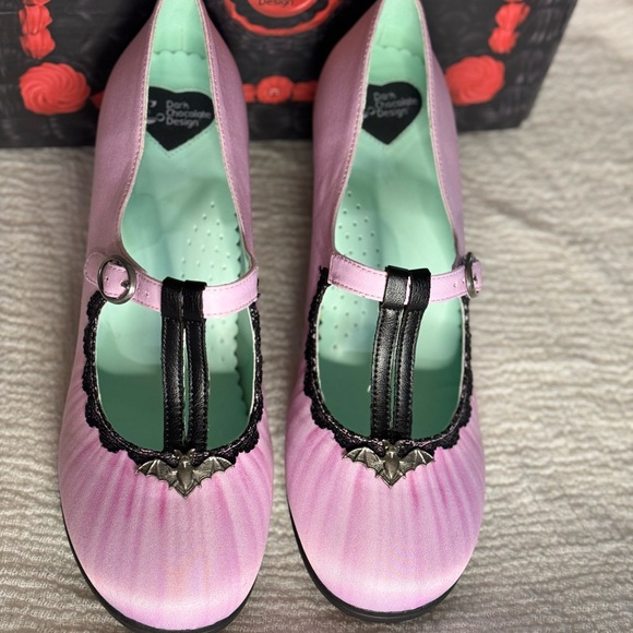 Hot Chocolaticas “Lily” T-strap heels; “Lily”; New with box; size 10.5 - Picture 7 of 9